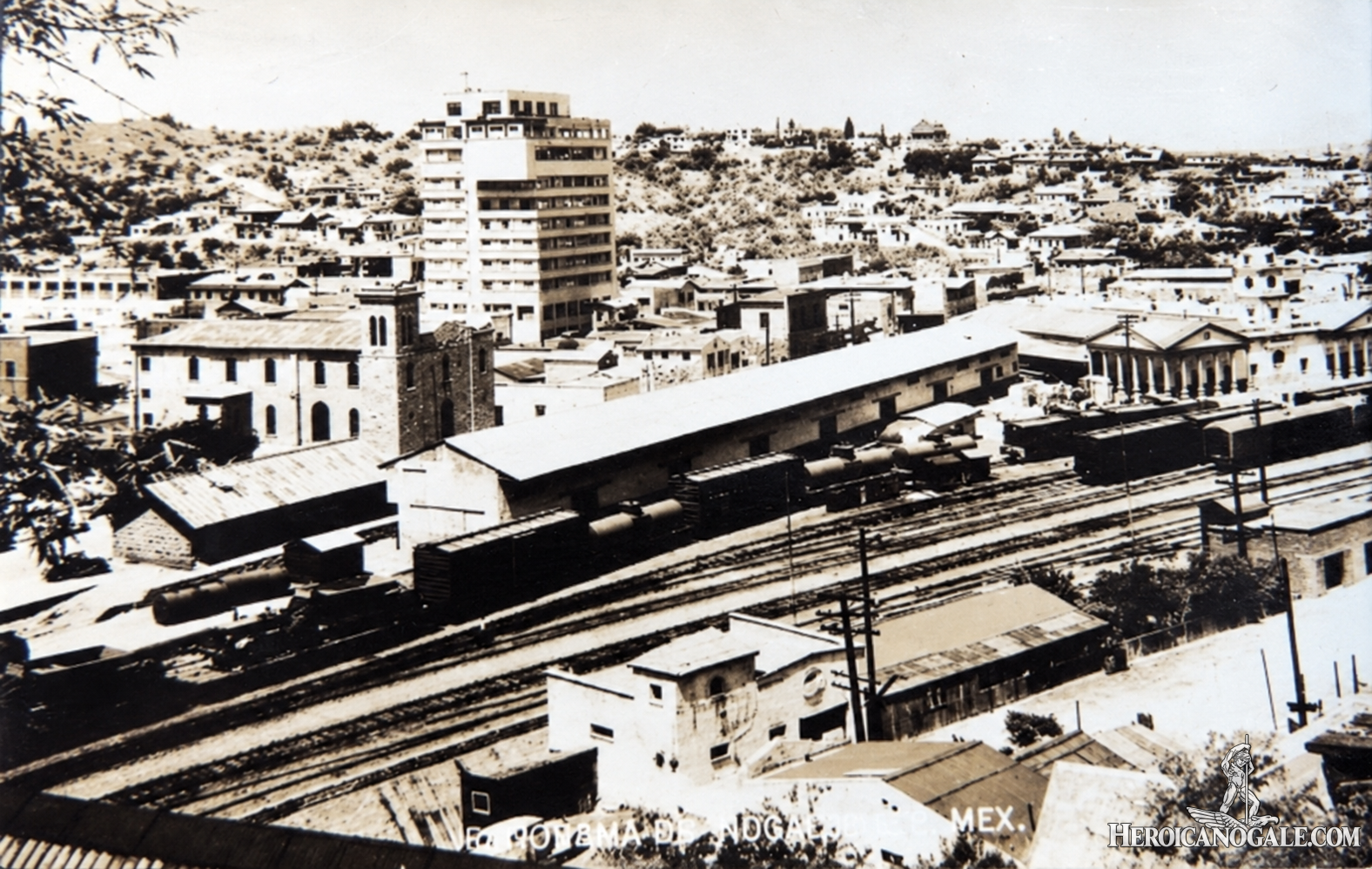 vías del ferrocarril Nogales Sonora